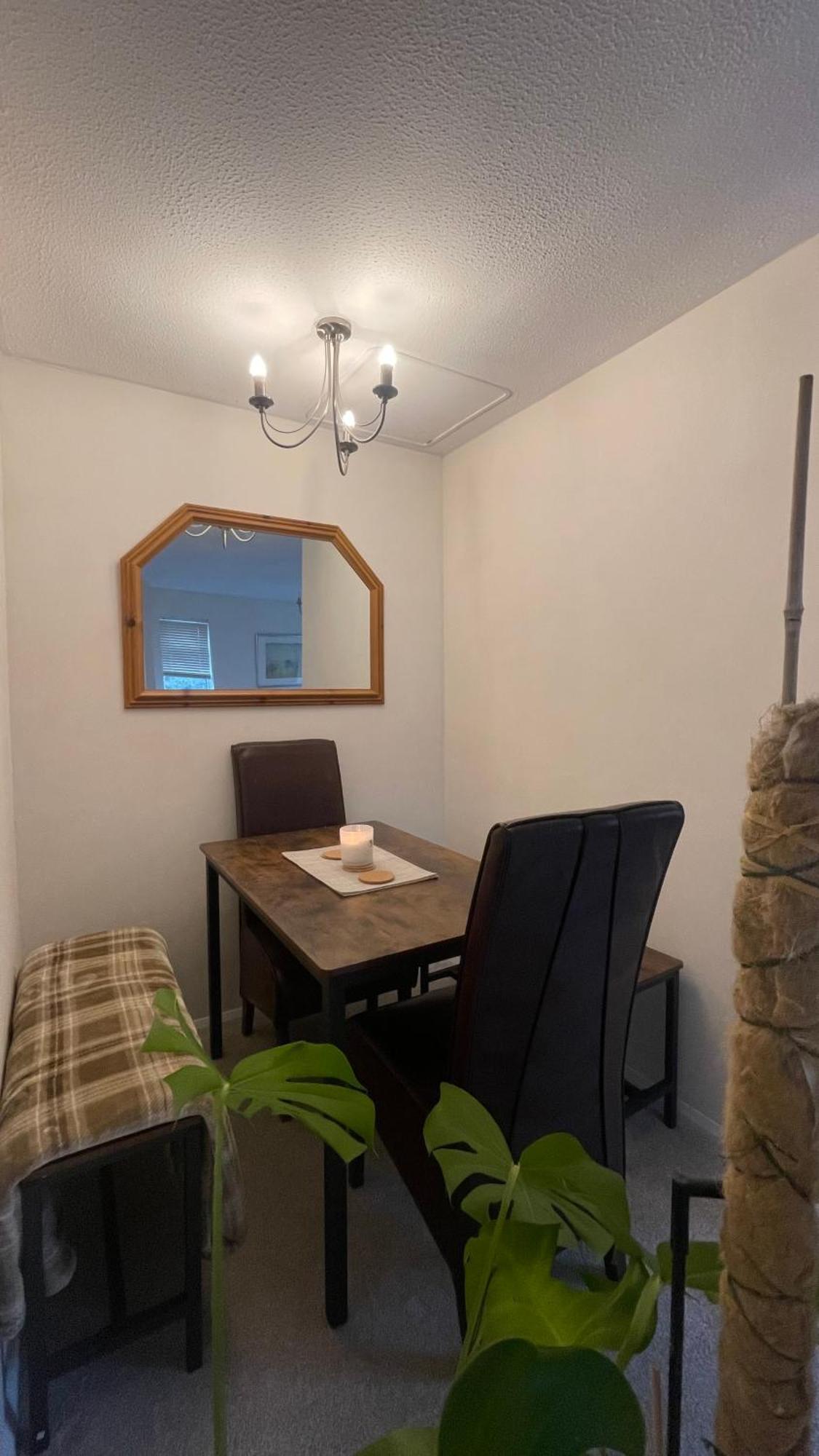 Entire Home With Private Entrance Earley Dış mekan fotoğraf